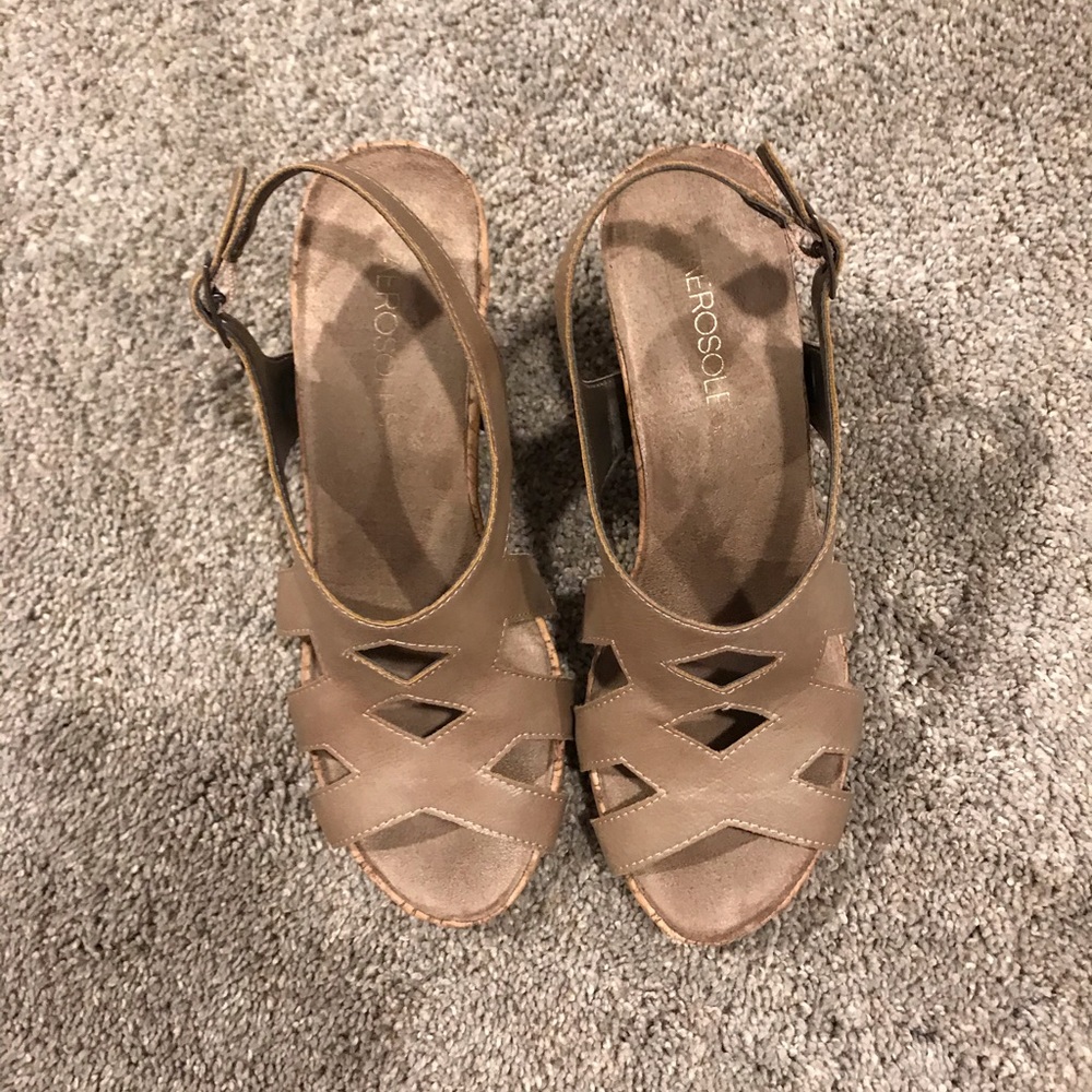 Aerosoles tan summer wedges